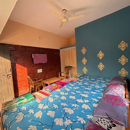 Dandeli Nakadi Home Stay Eksteriør billede