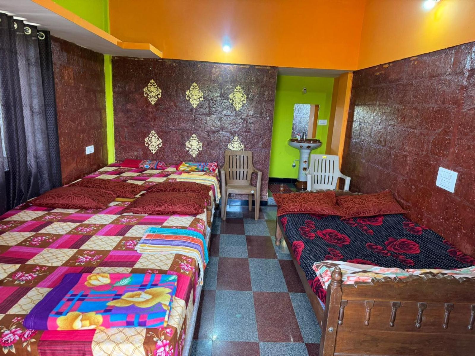 Dandeli Nakadi Home Stay Eksteriør billede